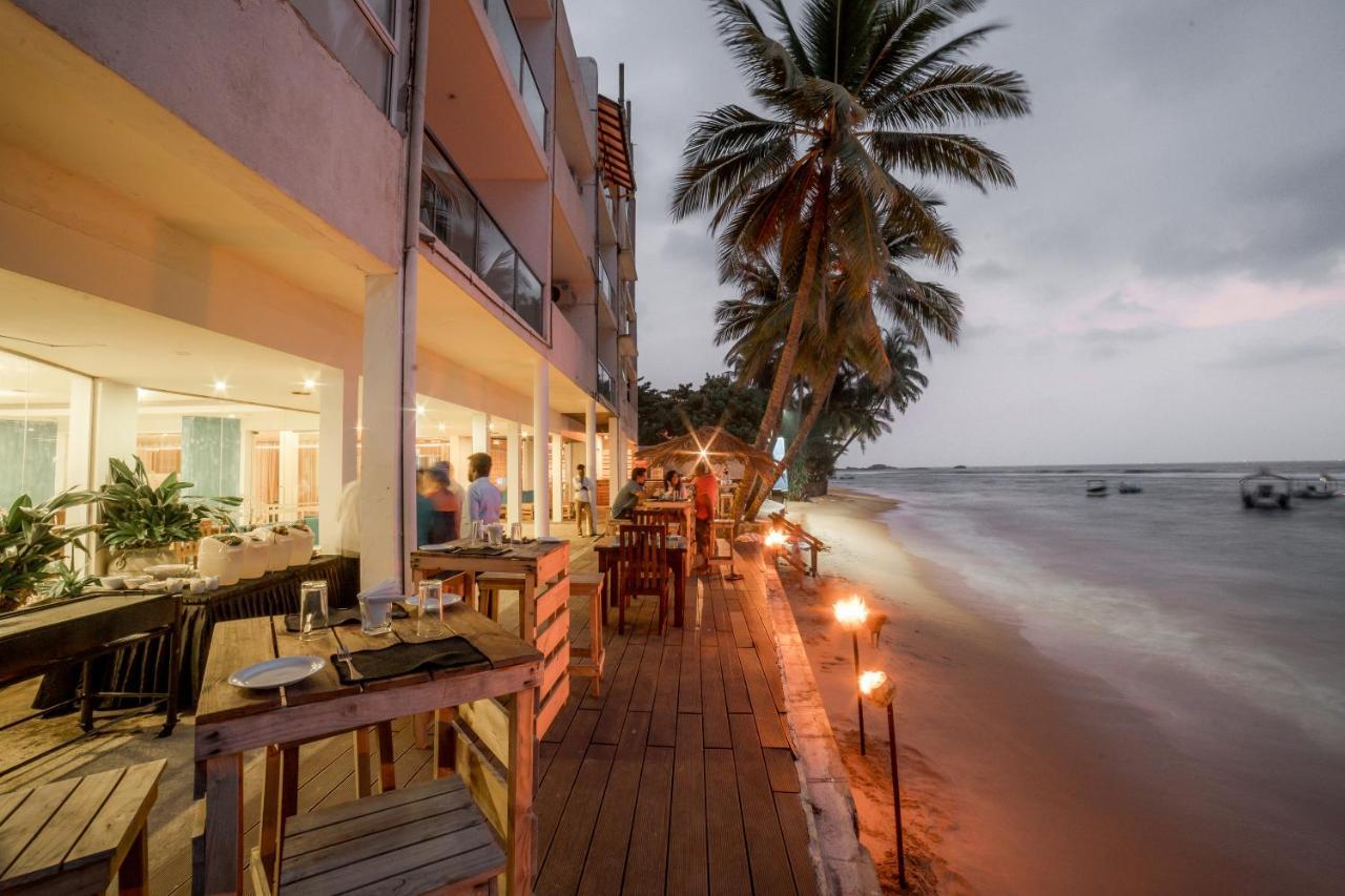 Hikkaduwa Beach Hotel Exteriér fotografie