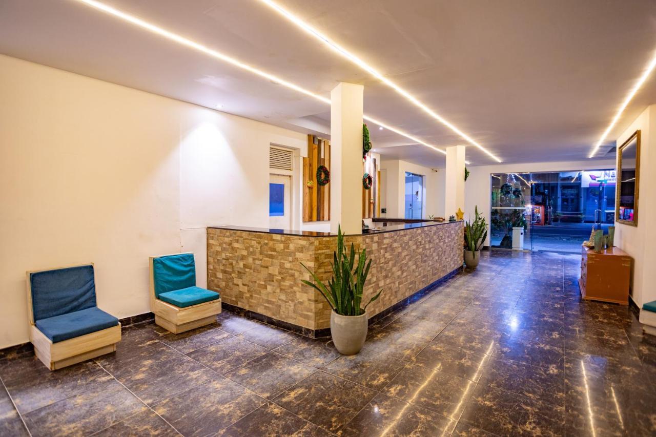 Hikkaduwa Beach Hotel Exteriér fotografie